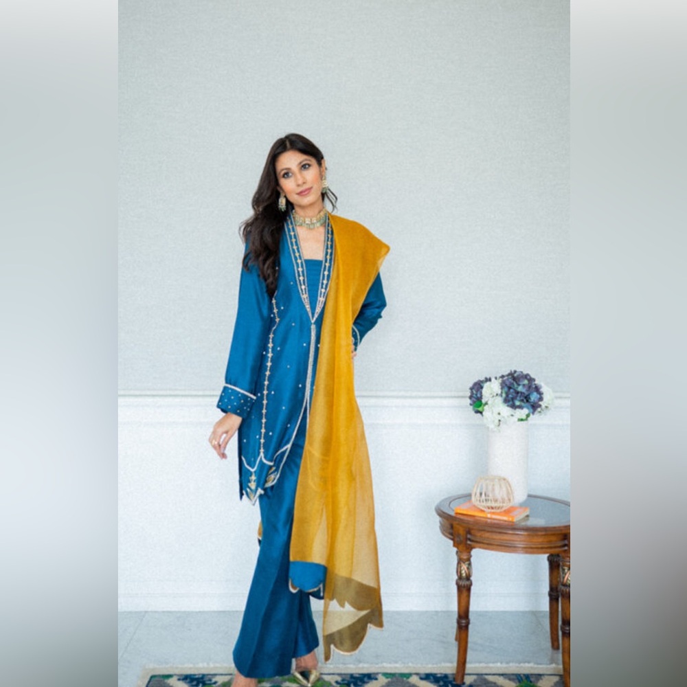 Amna Iqbal Elegant Blue and Gold Outfit